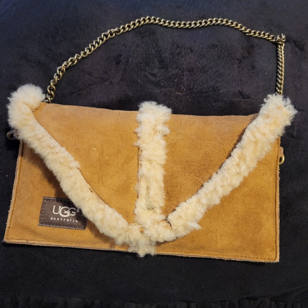 UGG Austrailia Authentic Envelope Purse Clutch Handbag